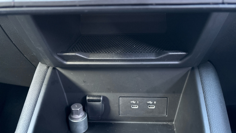 Renault Symbioz 1.6 E-Tech FHEV 145 Techno 5dr Auto Hybrid Estate